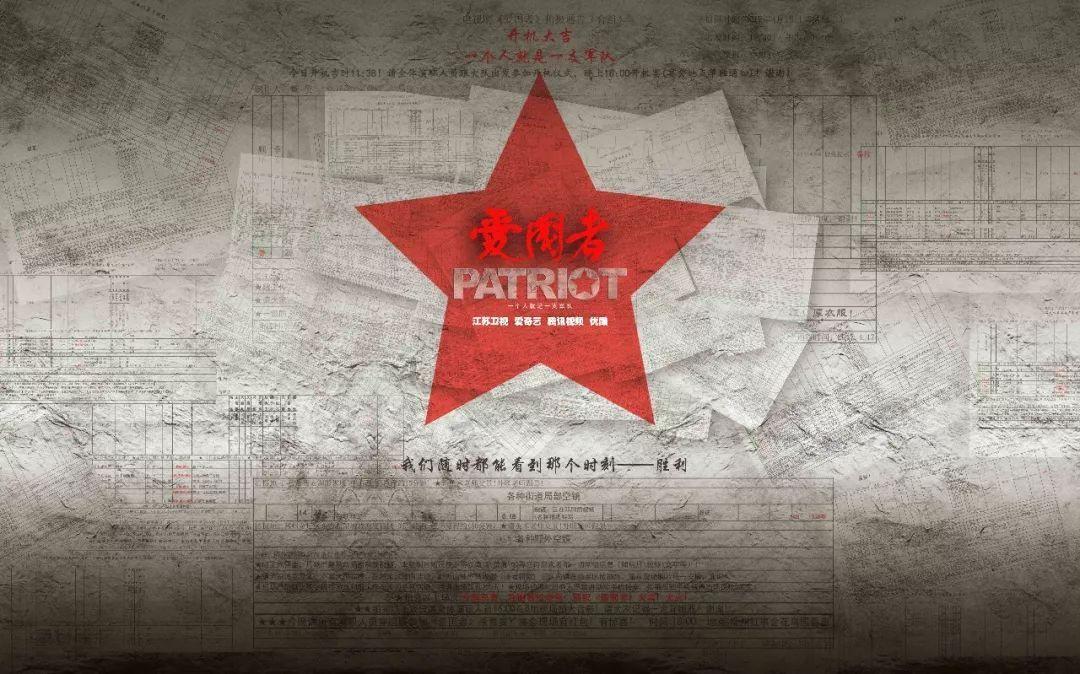 韩素希巴黎街头粉丝签名 叼笔盖简单随性性感撩人