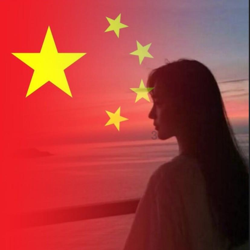 时尚拼接牛仔裤