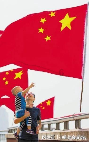 他自称溥仪堂弟,穿黄衣、束清辫,为保留祖先传统,向国家要故宫