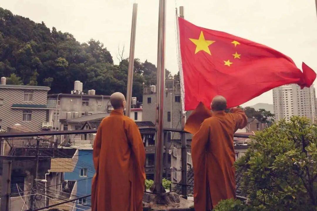 救援大胡子斗士