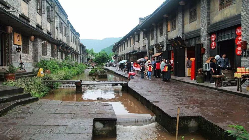 非人学园