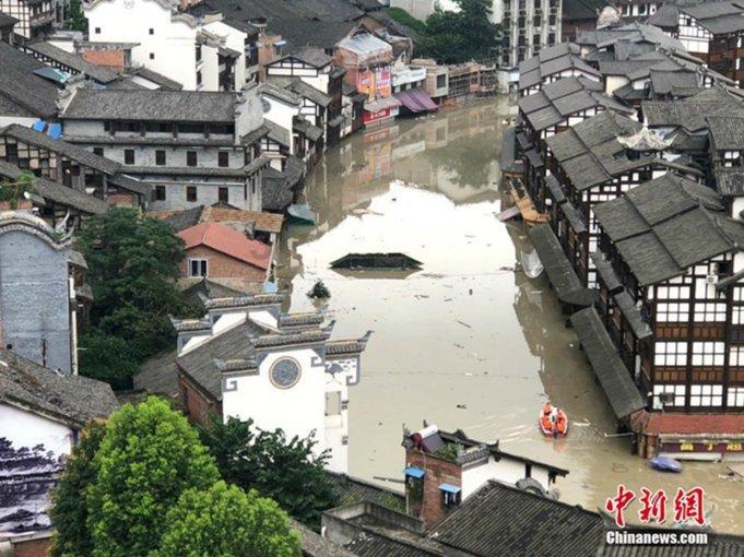 《繁花》泼辣强势年挣4000万的卢美琳,为啥甩不掉渣男?